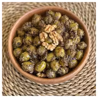 زیتون پرورده پر گردو 7 کیلویی