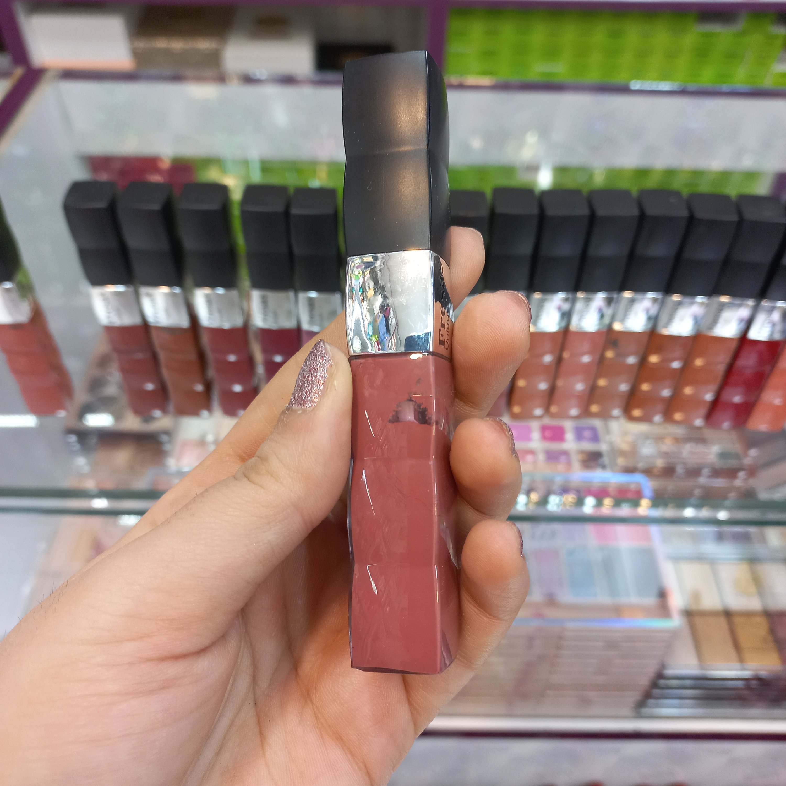 رژ لب مایع فرساس مخملی و بادوام شماره534