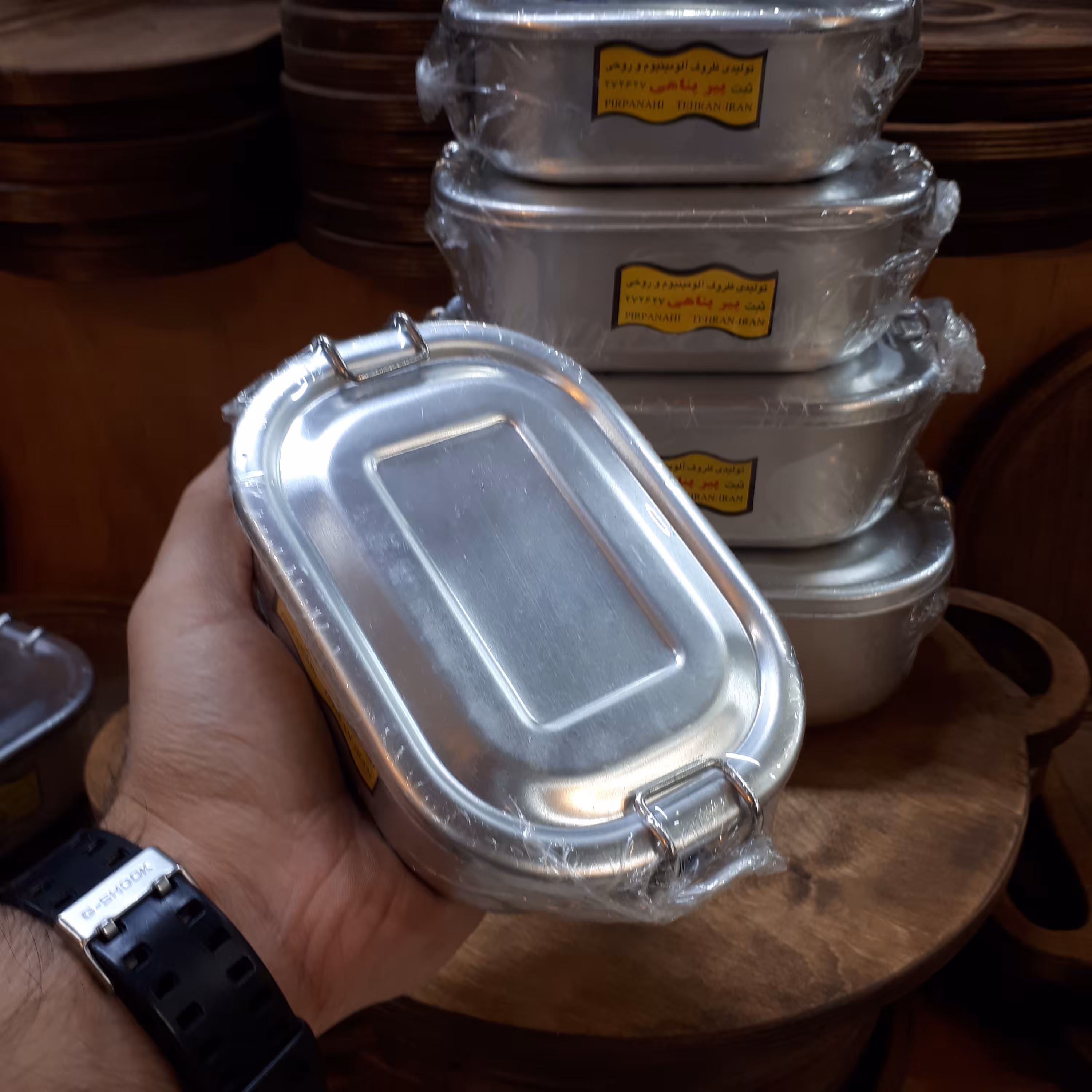 ظرف غذا مستطیل درب قفلی سایز 1