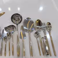 سرویس قاشق و چنگال رایموند 24 نفره 144 پارچه کیفیت عالی و درجه 1 . دو رنگ 