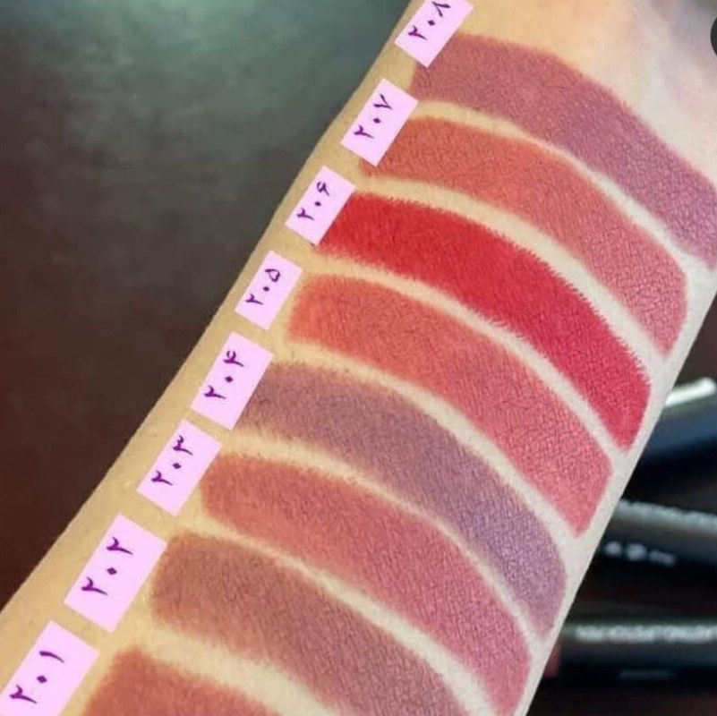 رژ لب مدادی مات و مخلمی بالکو آلمان (اصلی ) Balco Laforme Lipstick