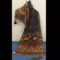 شال مخمل
منگوله دار پاییزه
 با کیفیت عالی 
 قواره 190 در 70
