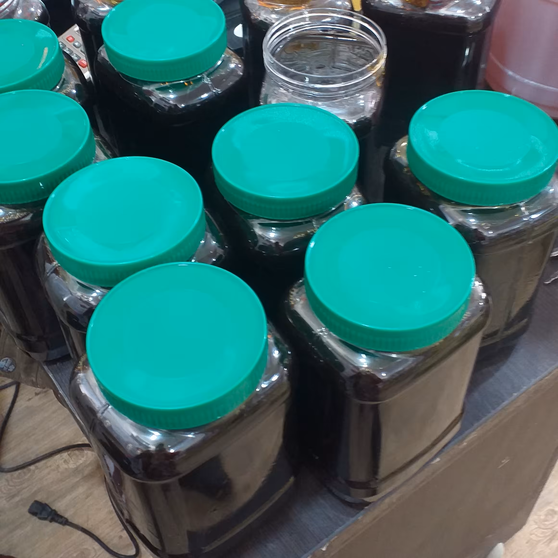 شیره مویز خالص و طبیعی 