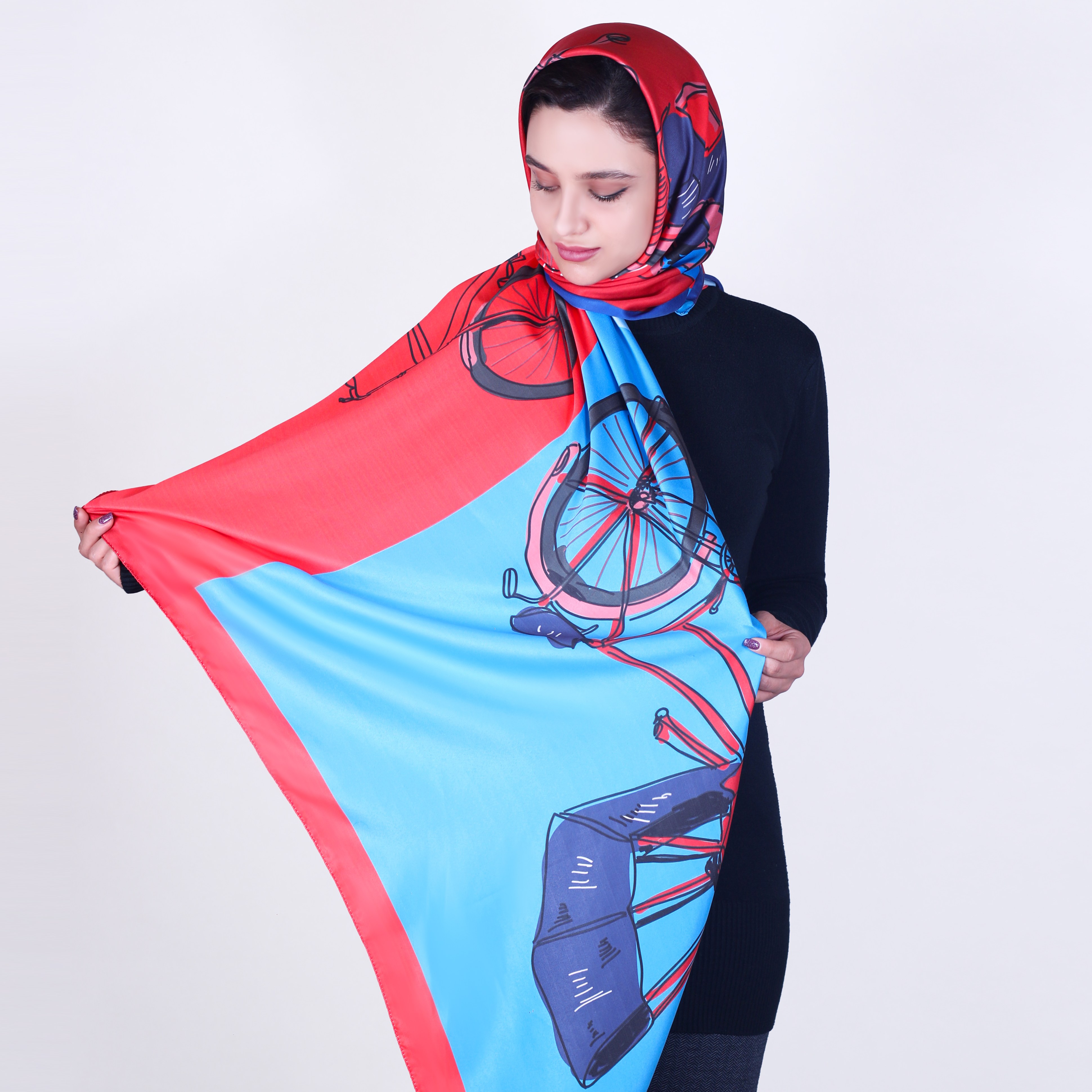 روسری ابریشم توییل با طرح دوچرخه