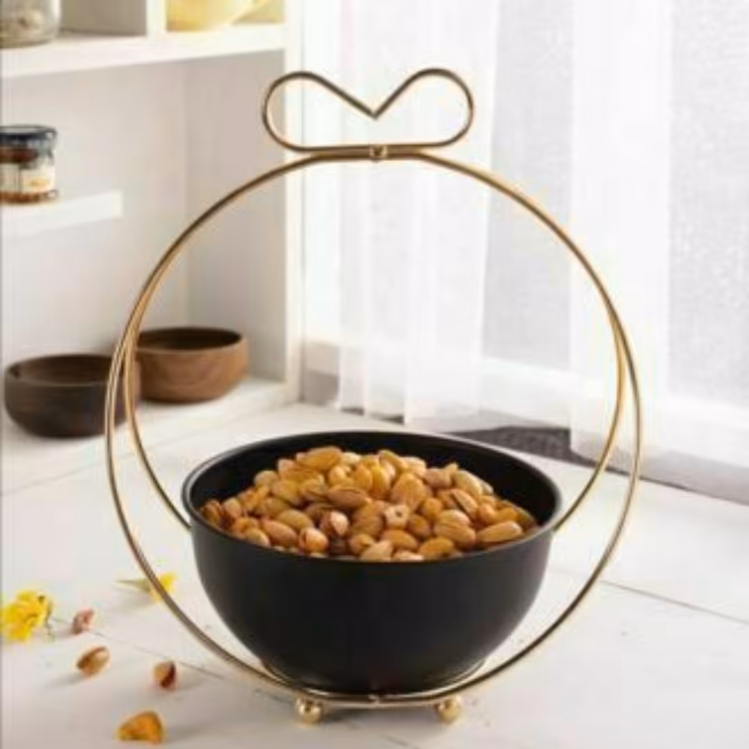 استند  کاسه. رنگ طلایی  سایز بزرگ .قطر حلقه 25 . حجم کاسه 1.5 لیتر فلزی