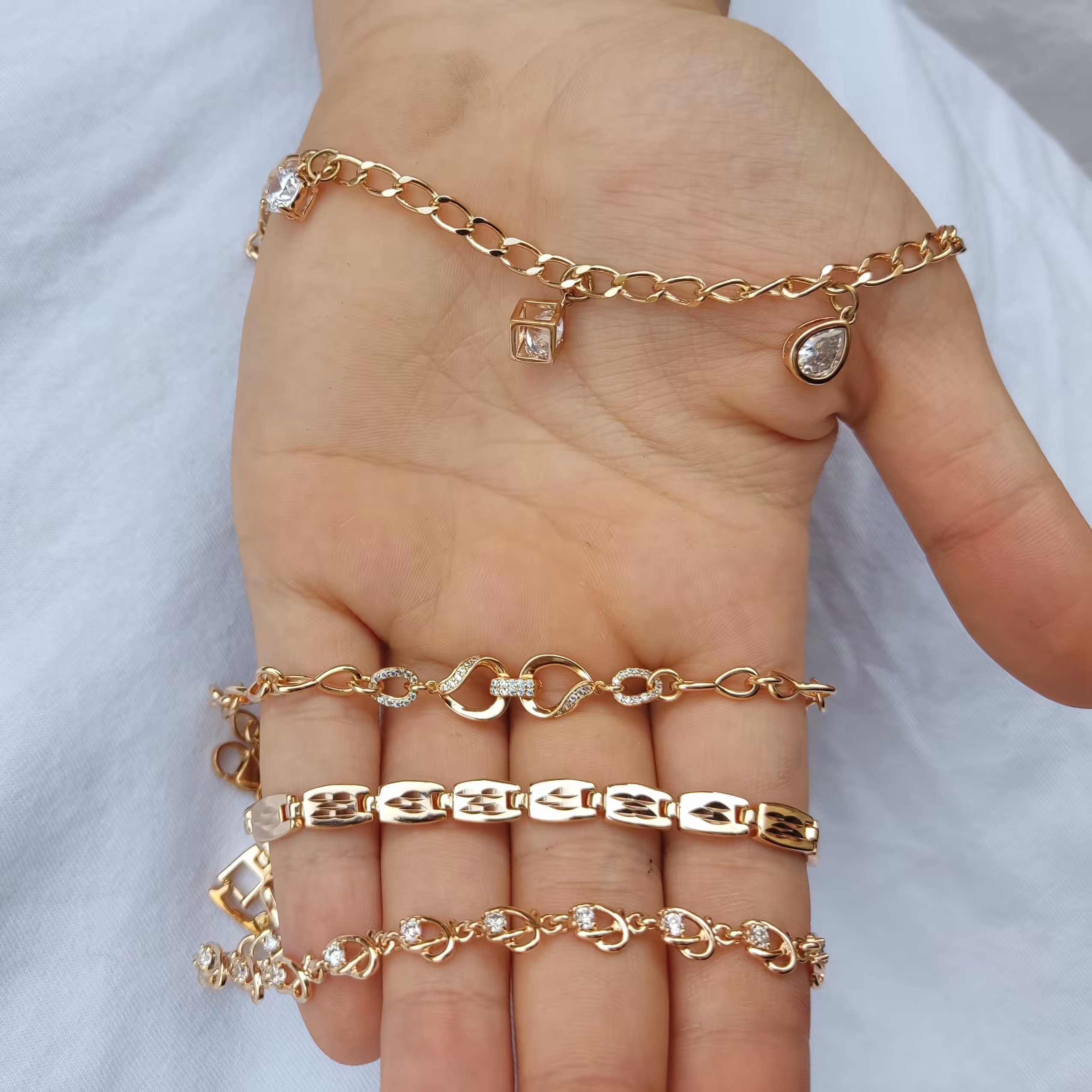 دستبند ژوپینگ  آبکاری طلا.                                                   