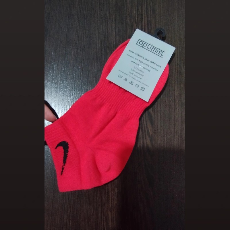 جوراب ساق کوتاه کش اسپرت نایک رنگ قرمز