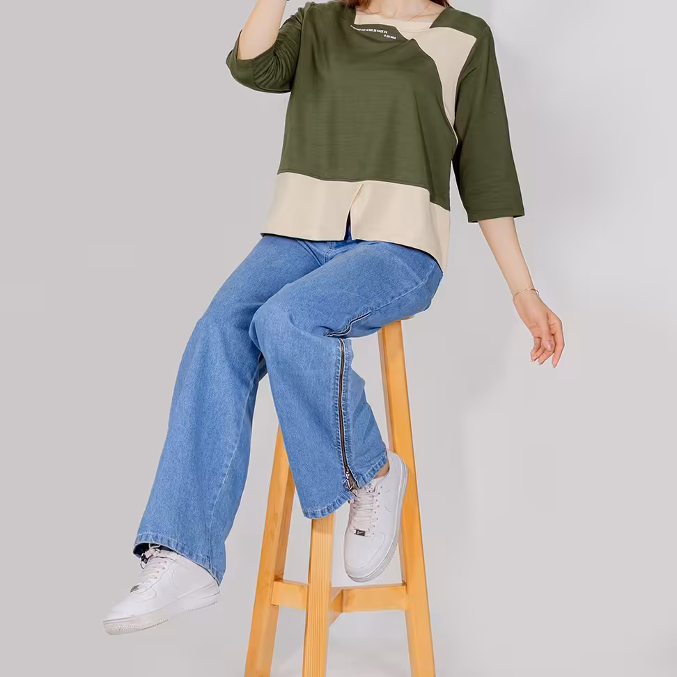 بلوز تک یقه مربع باچاپ انگلیسی دورنگ گلکسی کدمحصول 1472