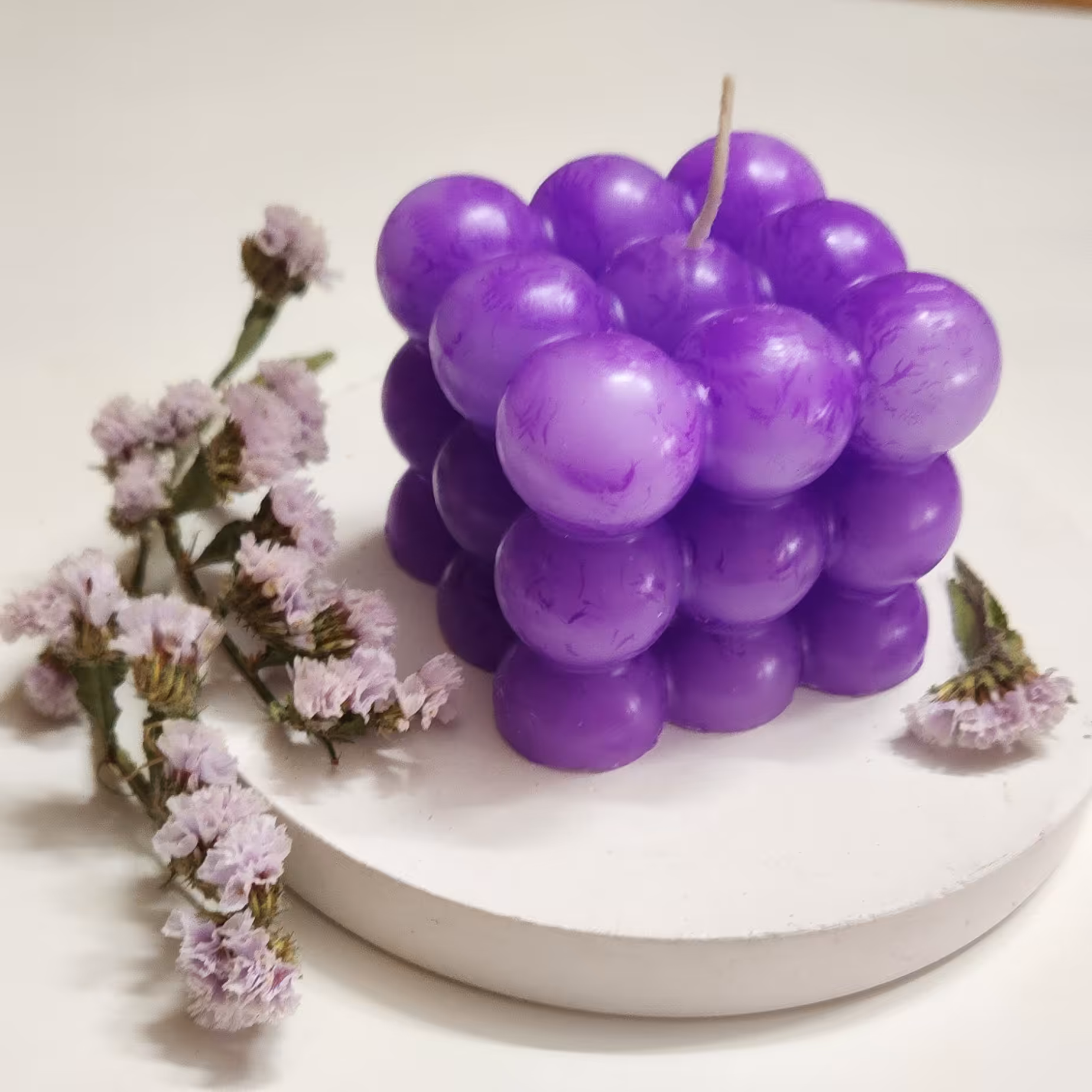 شمع روبیک بنفش