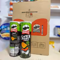 چیپس پرینگلز طعم پیاز خامه ترش فلفلی 165گرم