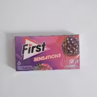 آدامس فرست ترکیه First Sensation با طعم تمشک و شاه توت سایز 27 گرمی