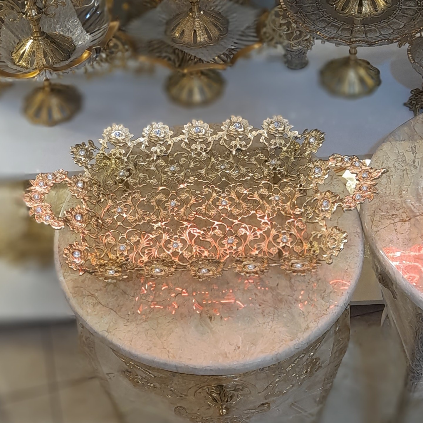 سینی توری پایه دار برنزی