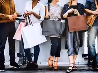 دوره جامع مدیریت مد و برندینگ با 10% تخفیف