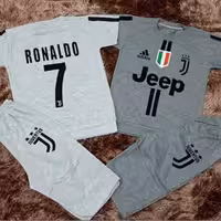 تی شرت و شلوارک