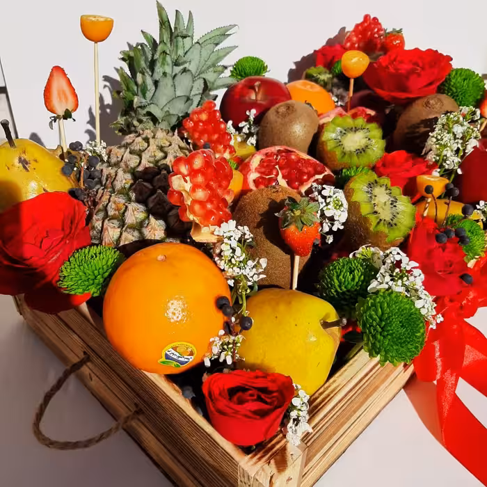 میوه آرایی شب یلدا/ سبد میوه یلدایی/ تزیین میوه عروس