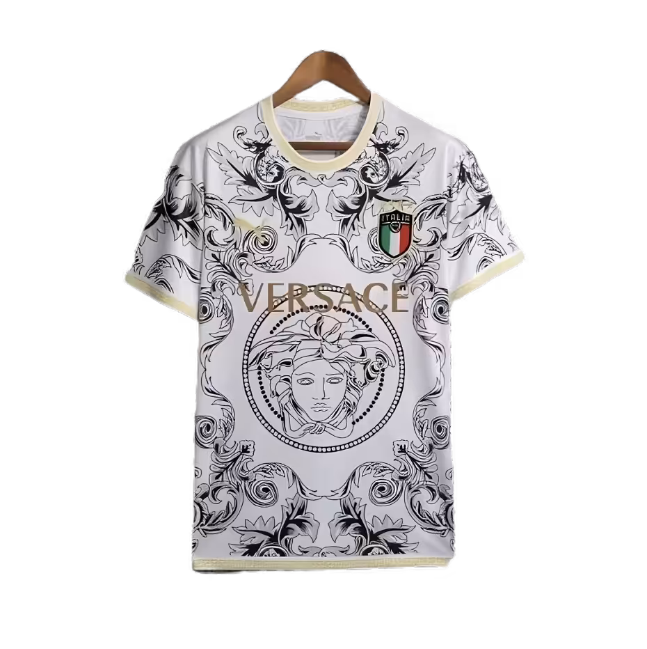 لباس سوم ایتالیا 2024-2023