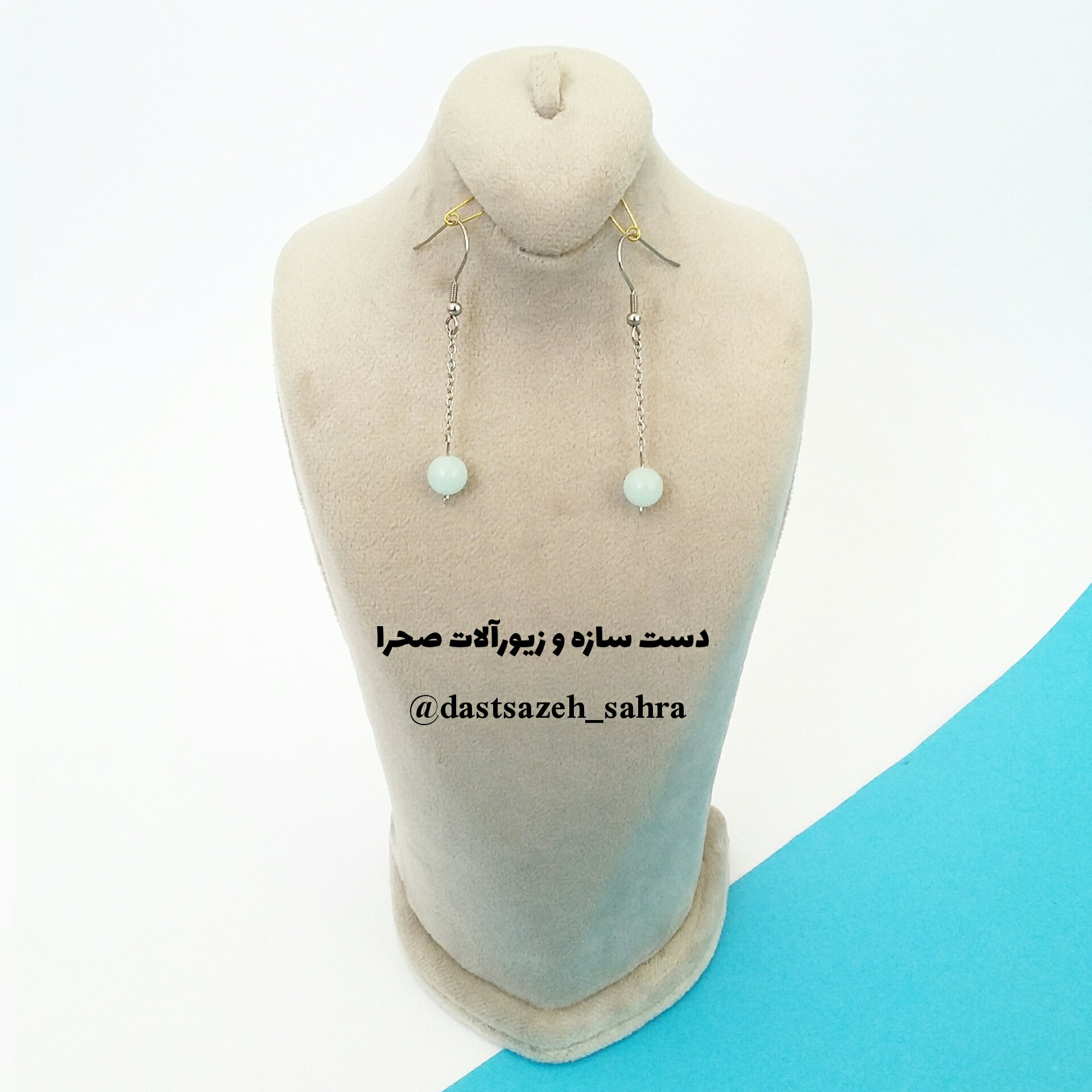 گوشواره سنگ شبتاب استیل نقره ای رنگ ثابت (گوشواره شبرنگ)