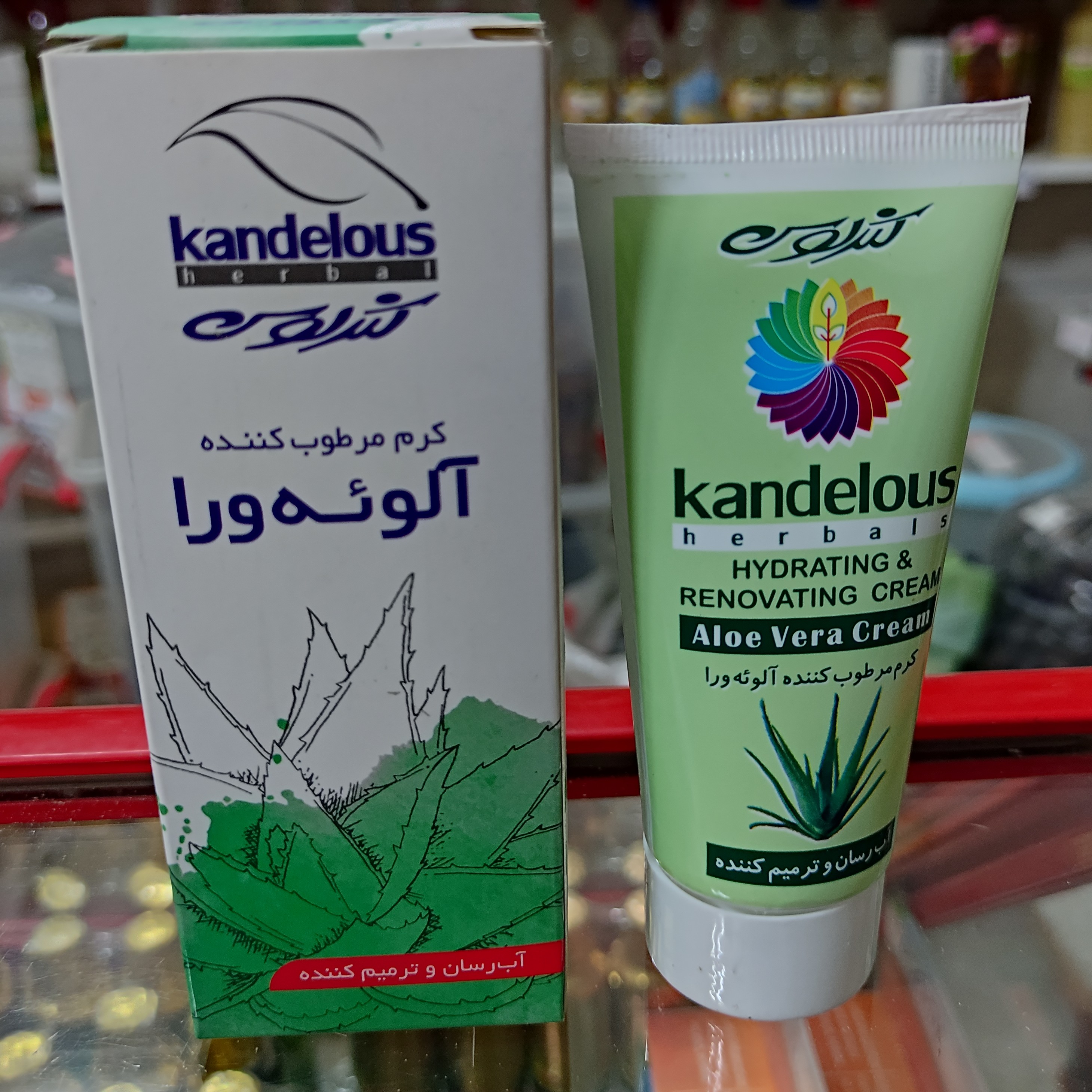 کرم مرطوب کننده آلوئه ورا (60میلی لیتر)