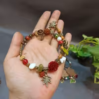 دستبند ایران ساخته شده با سنگ  اصل برند هیوانا