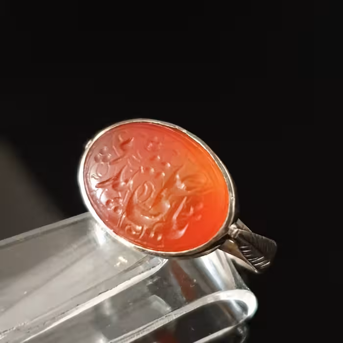 انگشتر  نقره عیار بالا  مردانه با عقیق یمن اصلی با خط یا علی مدد