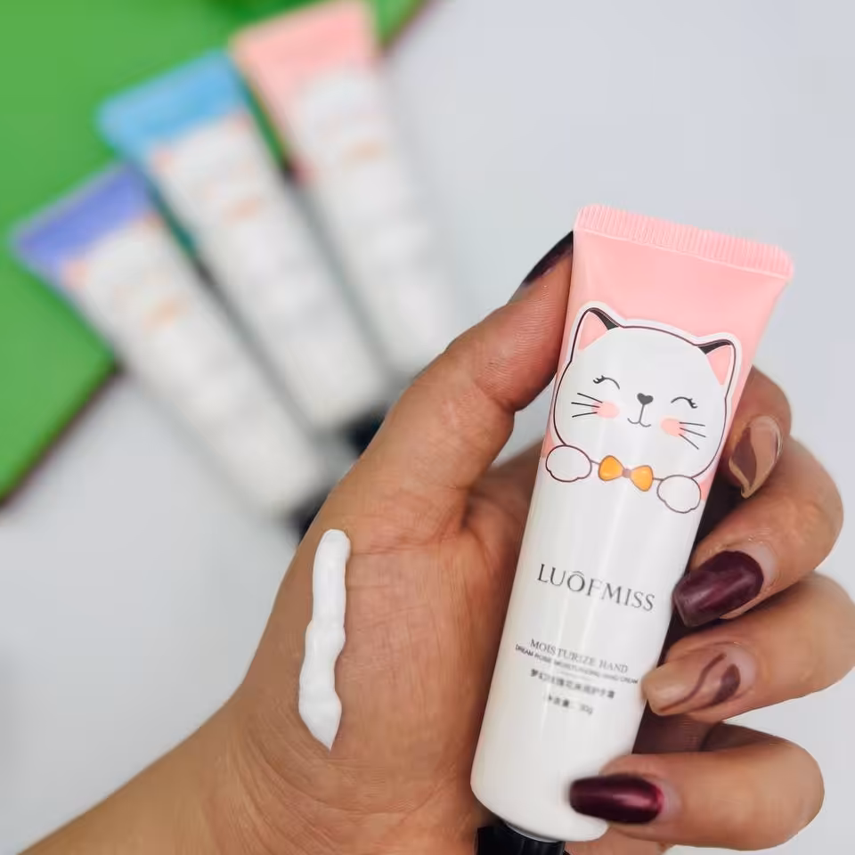  مینی کرم دست گربه ای فانتزی بانوی خاص