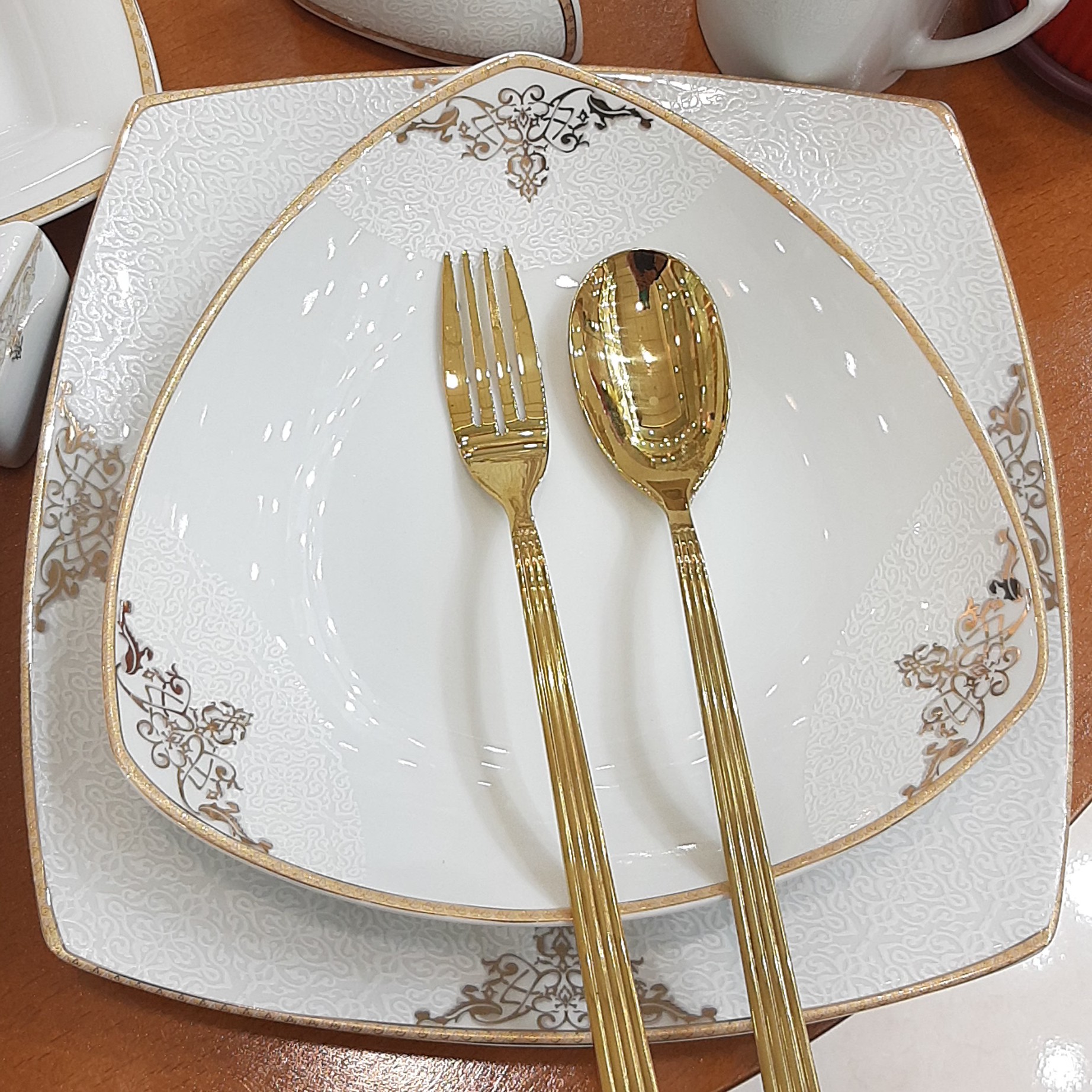 سرویس چینی پردیس