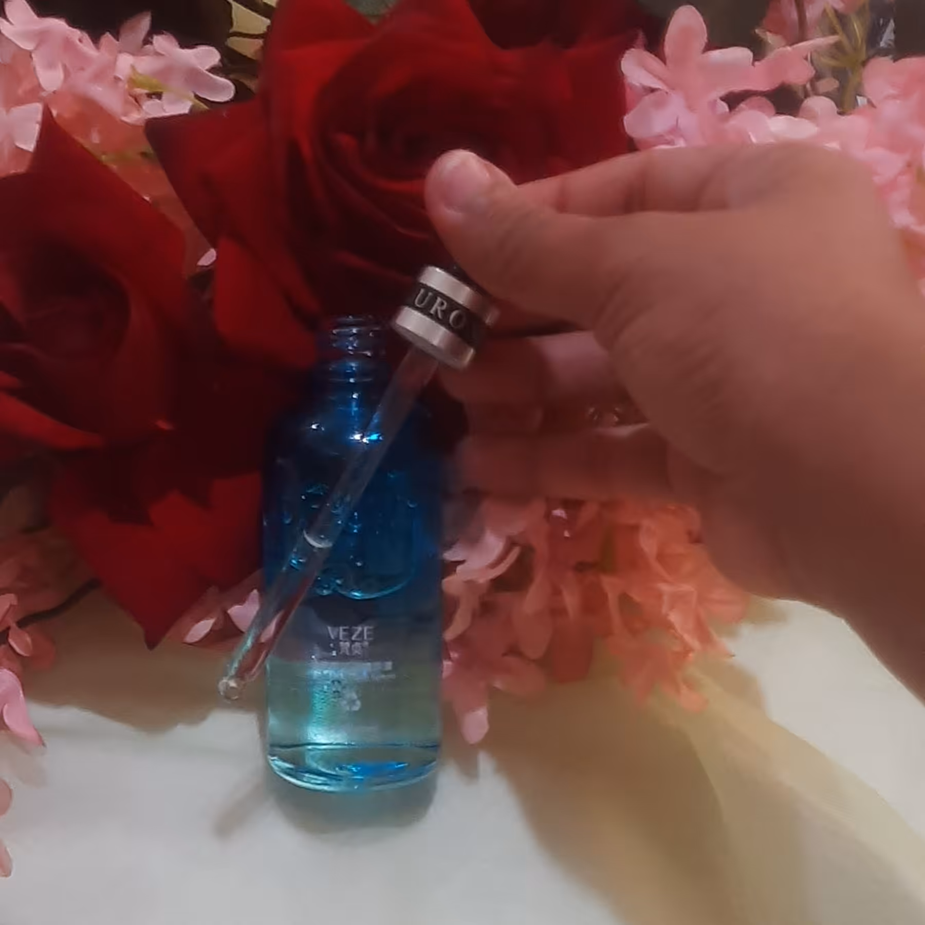 آبرسان هیالورونیک اسید وزه