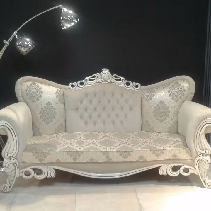 مبل کلاسیک مدل صدف 7نفره و 9نفر ترکیب رنگ بندی چوب و پارچه به سلیقه مشتری انجام میشود 