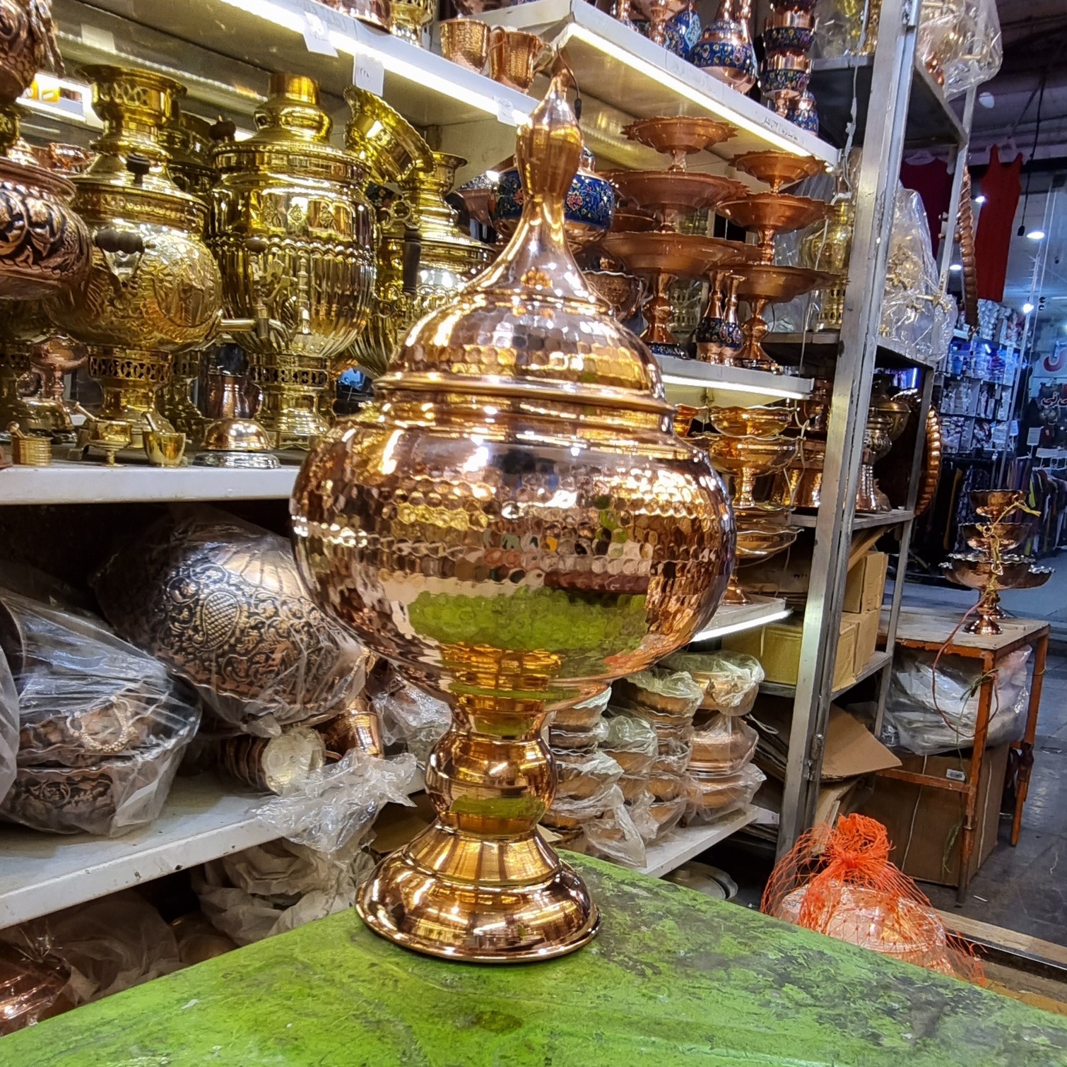 شکلات خوری گنبدی مسی