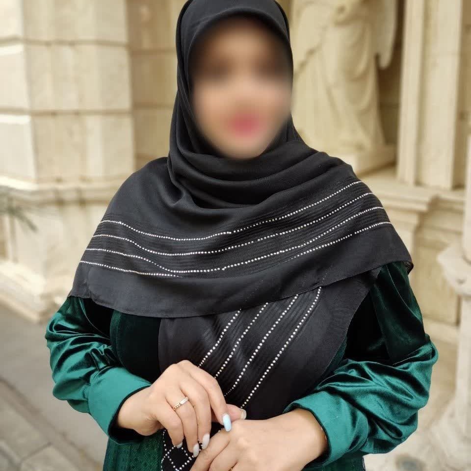 روسری نخی وال اسلپ مشکی حاشیه نگین کاری ، کد s110 ، دوردوخت، قواره 120