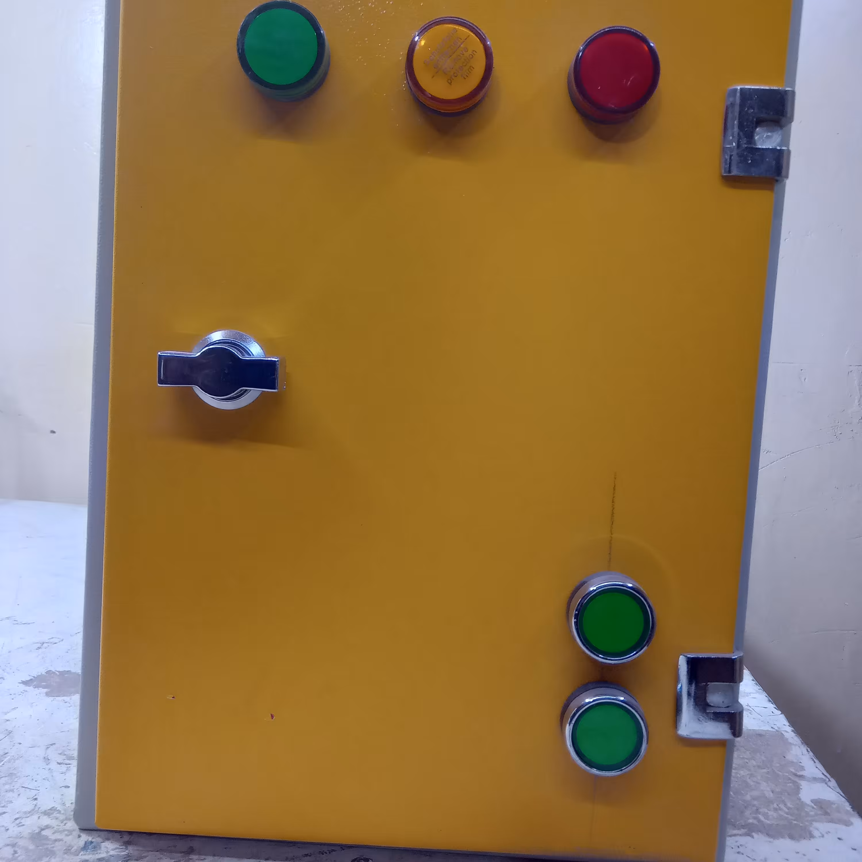 تابلو ی چپ گرد و راست گرد سه فاز 