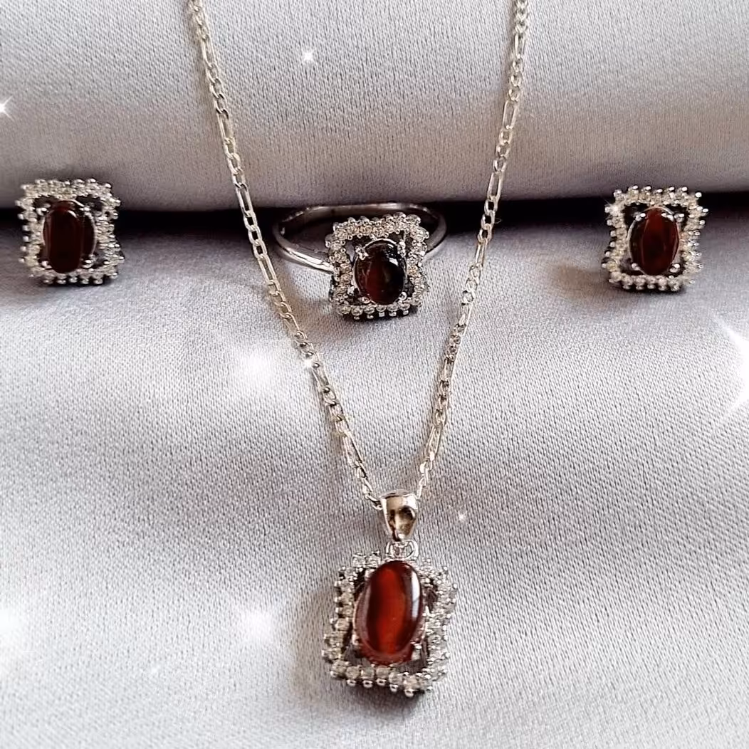 نیم ست نقره زنانه تایلندی عقیق یمنی کد1