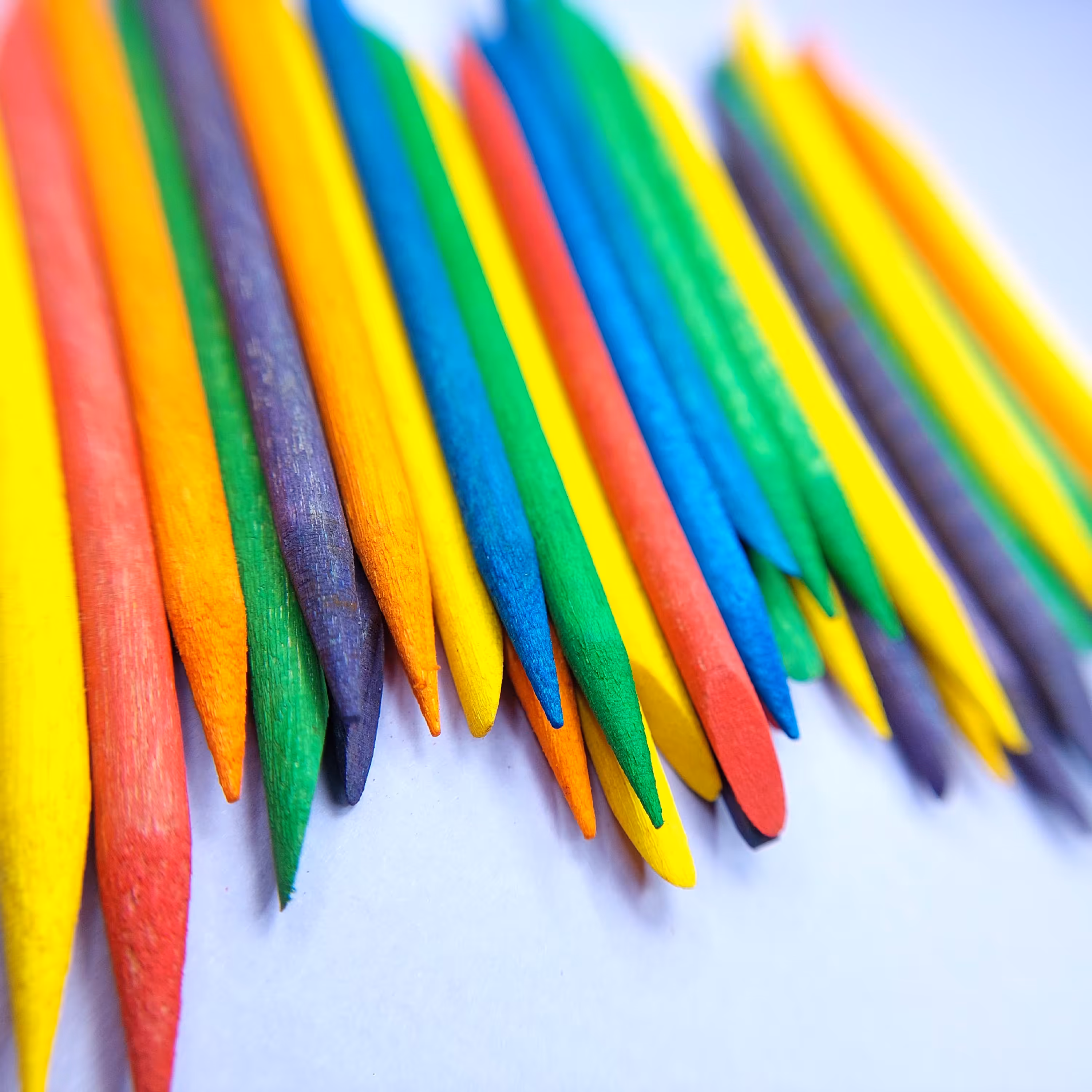 پوشرچوبی رنگی