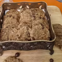 کوکی جو دوسر و موز و کشمش با وزن 220 گرم (ارسال فقط در تهران با پیک و به صورت پس کرایه)