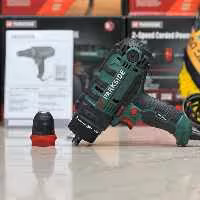 پیچ بند پارکساییدمدل PNS300AD
ولتاژ برق 220 ولت
سه نظام 10 میلیمتر