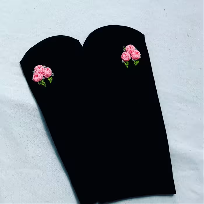 جوراب گلدوزی با دست طرح 113