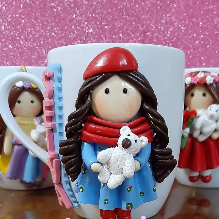 ماگ عروسکی دختر کلاه دار
