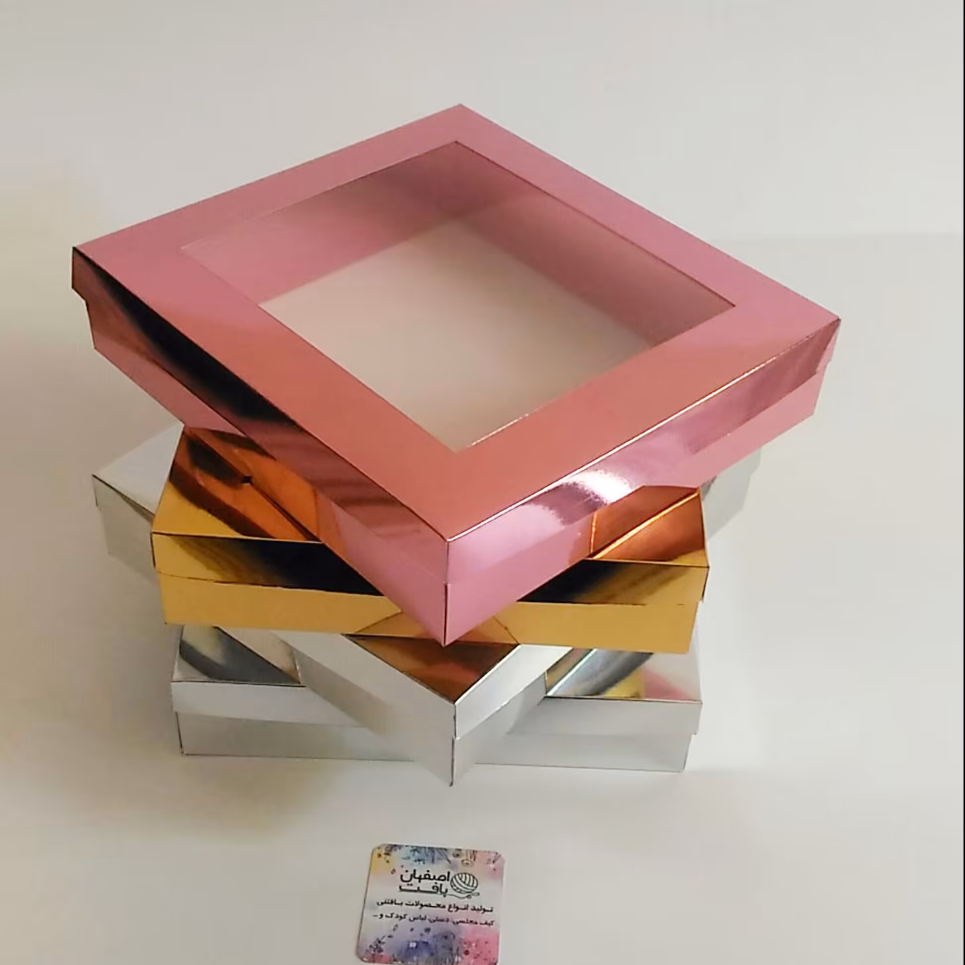 جعبه کادو آینه ای ویترینی لبه دوبل با کفی دولایه ابعاد مفید 20 در 18 ارتفاع 5 مناسب صنایع دستی و پذیرایی