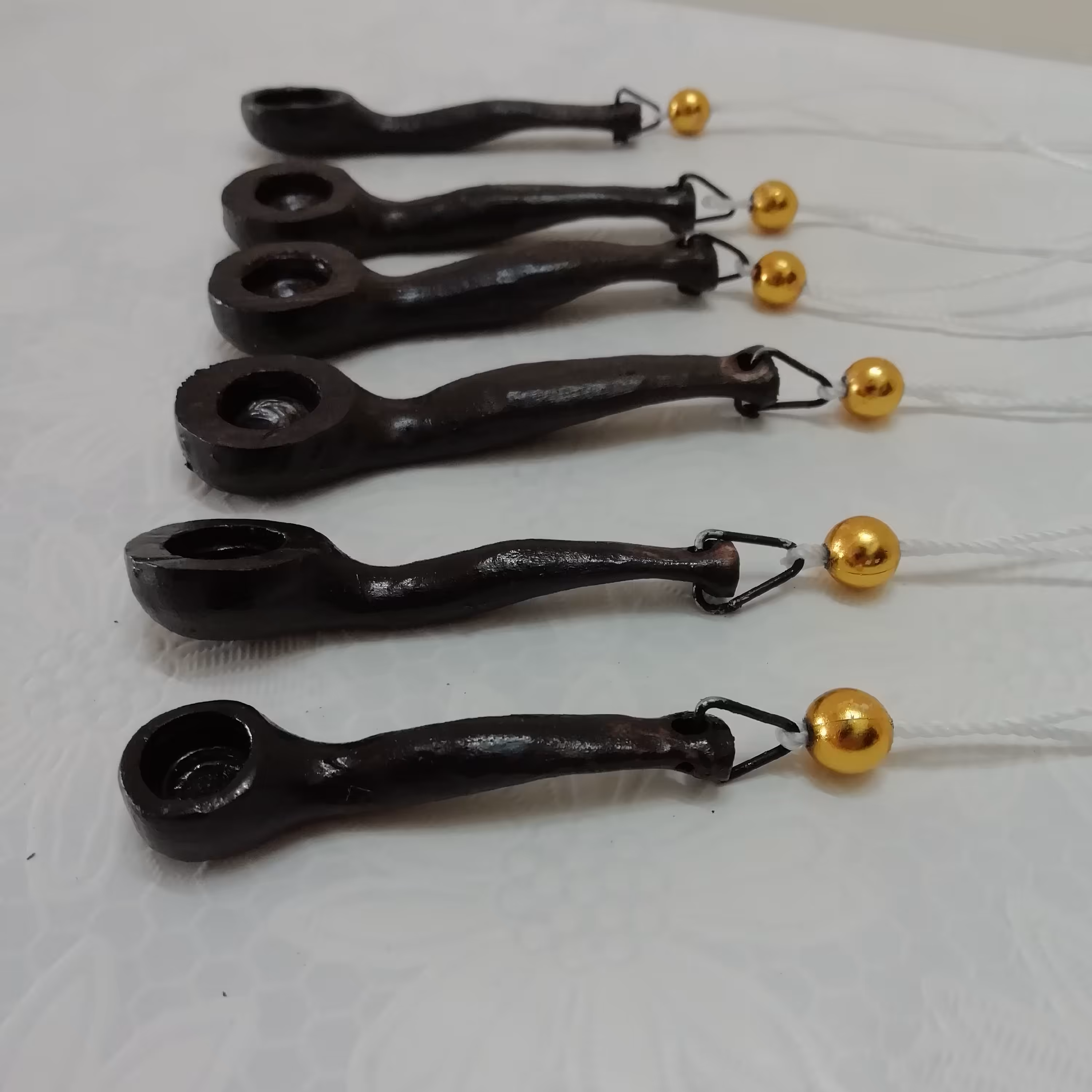 جاکلیدی آویز آیینه خودرو پیپ