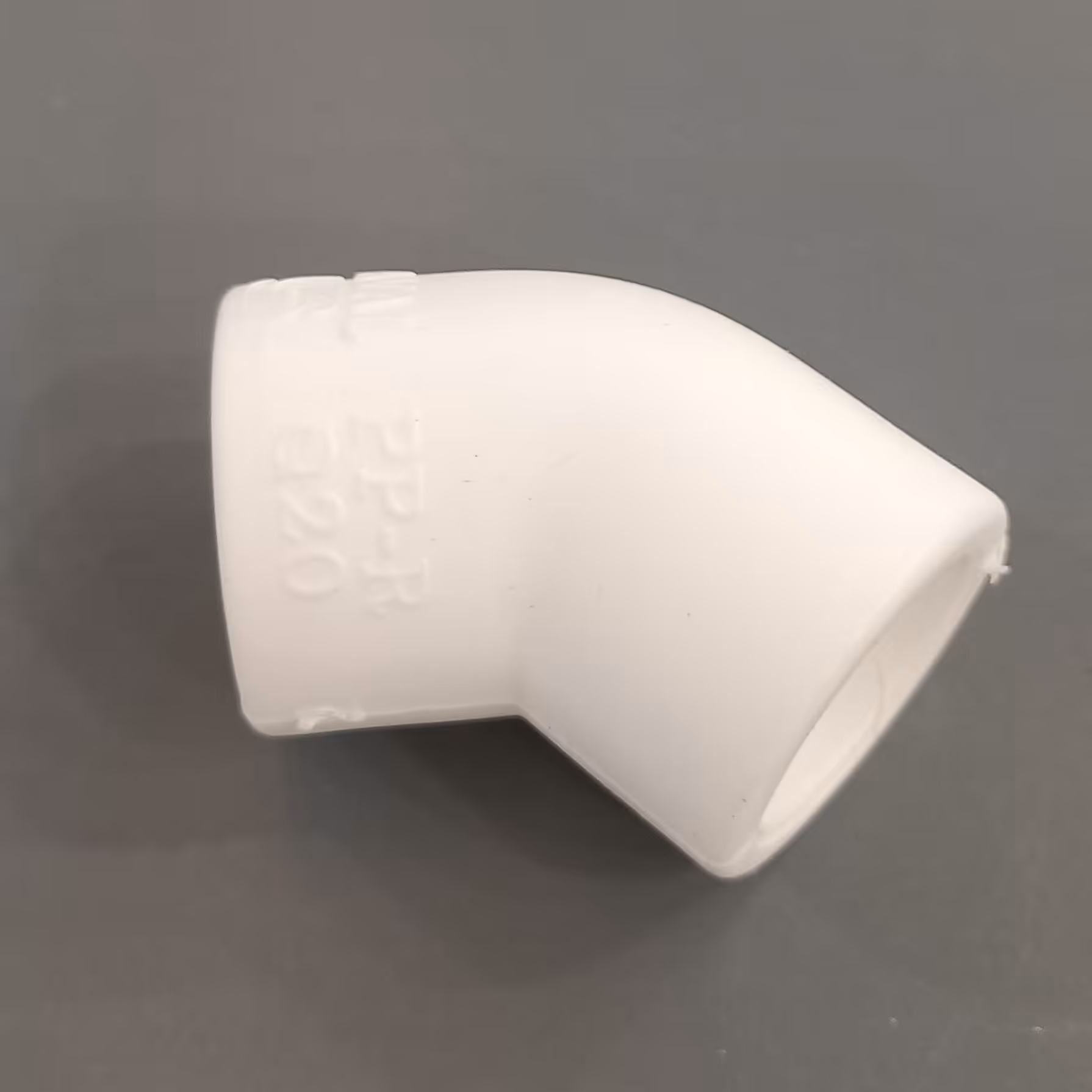 زانو 20 سفید 45 درجه استاندارد 