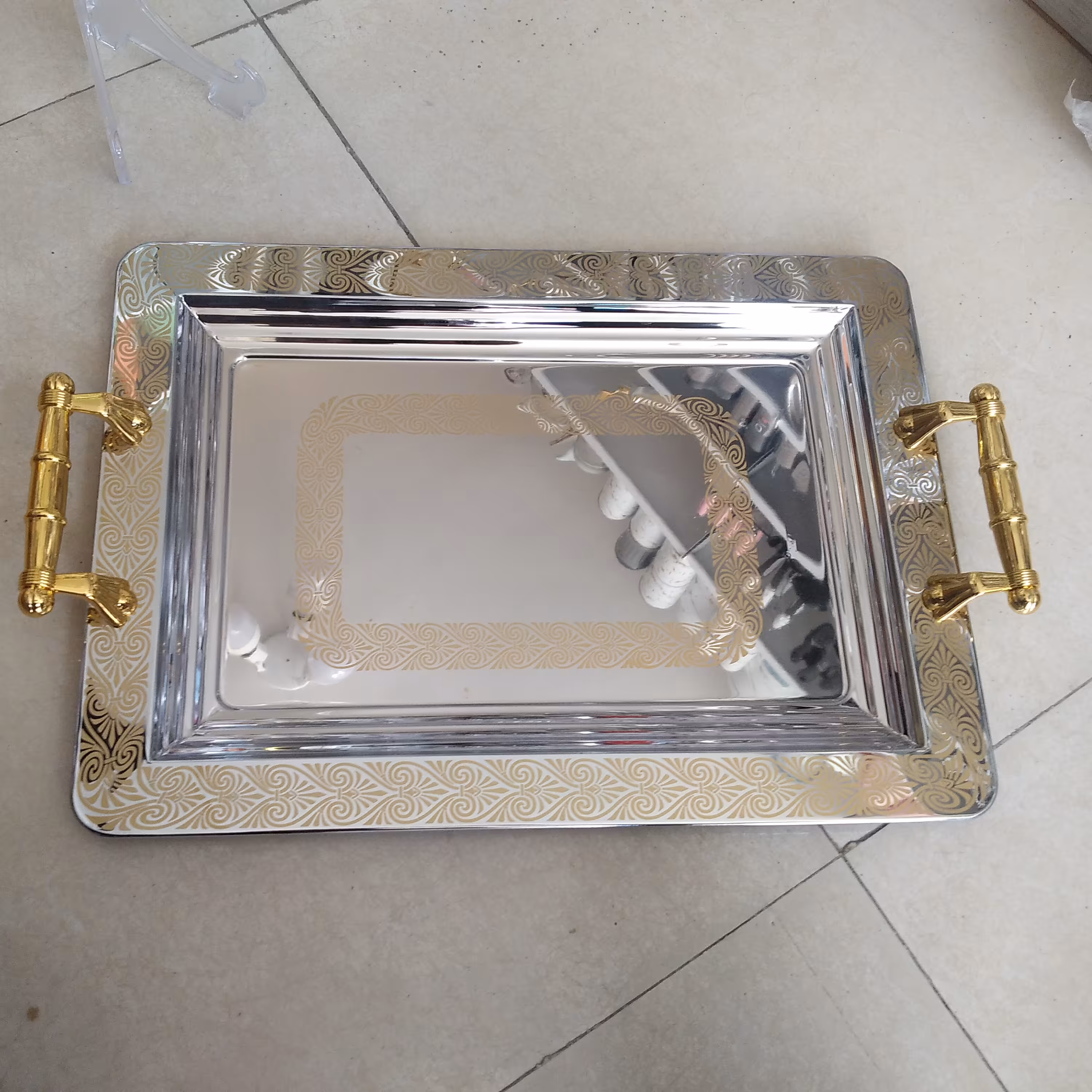 سینی استیل دسته طلایی سایزبزرگ