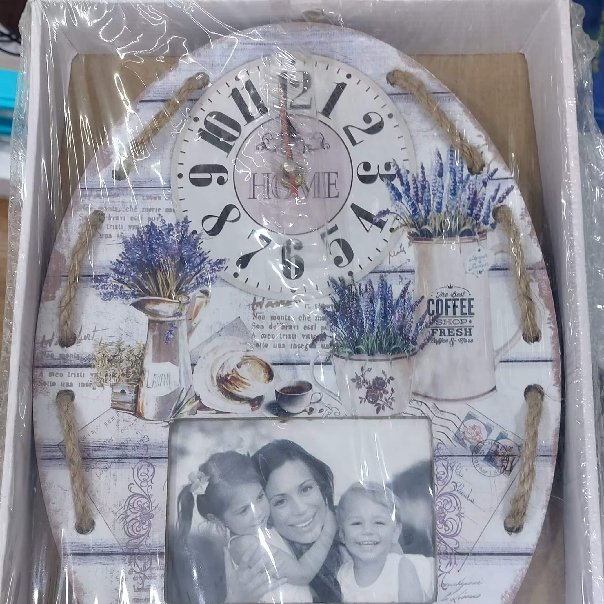 ساعت دیواری