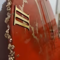 ساعت رزینی قرمز  و طلایی