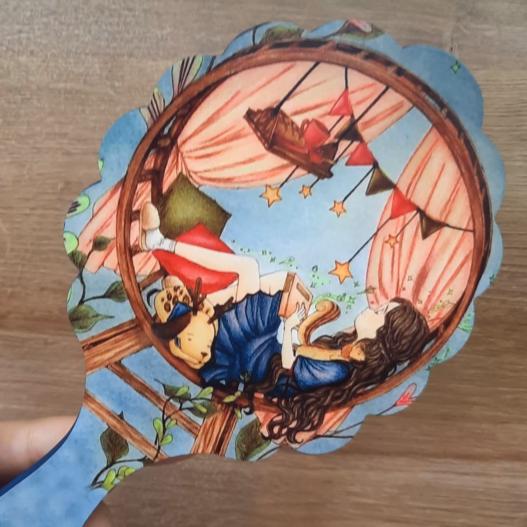 آینه دستی چوبی فانتزی دورو چاپ سایز بزرگ طرحدار شاین دسته دار زنانه و دخترانه