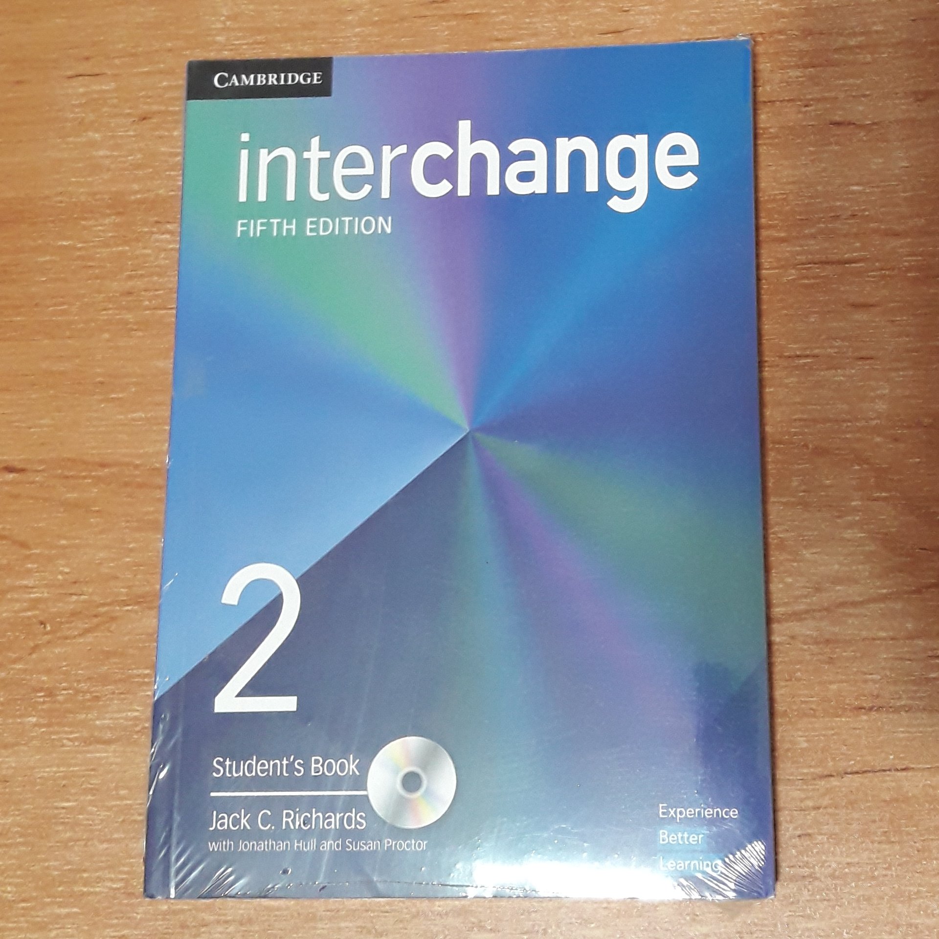 کتاب زبان اینترچنج Interchange 2 ویرایش پنجم به همراه کتاب کار