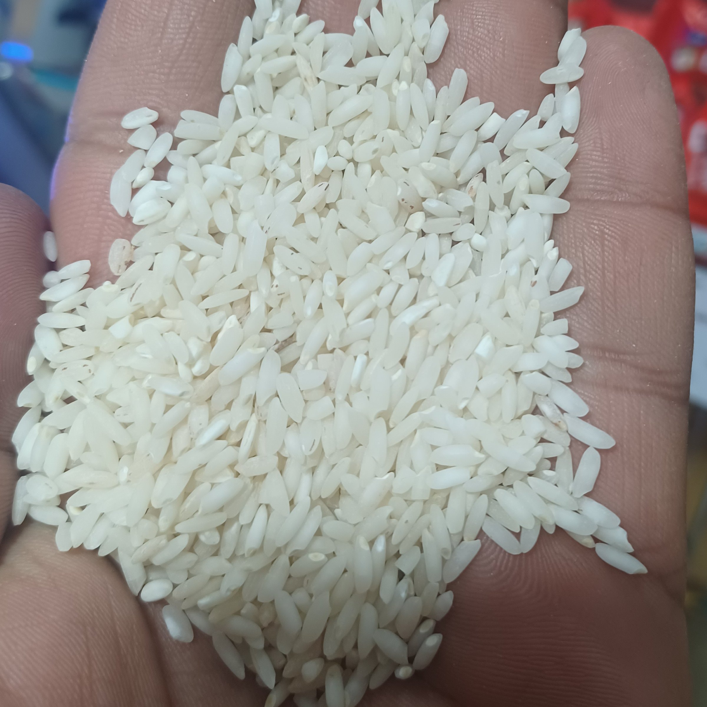 برنج عنبر بو شوشتر سایز درشت عطر بو عالی