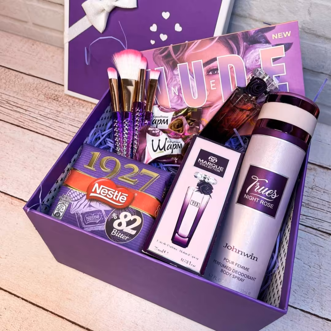 باکس هدیه کادویی دخترانه و زنانه 