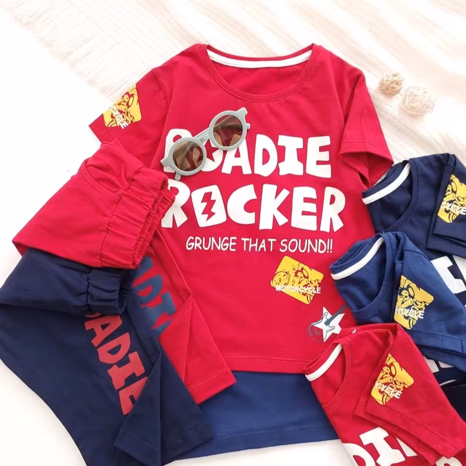 تیشرت شلوارک پسرانه گیتار  جنس پنبه یکرو لاکرادار  سایز 50 و 55 