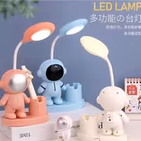 چراغ مطالعه و چراغ خواب  فانتزی همراه جاقلمی  وارداتی تراش دار و شارژی 