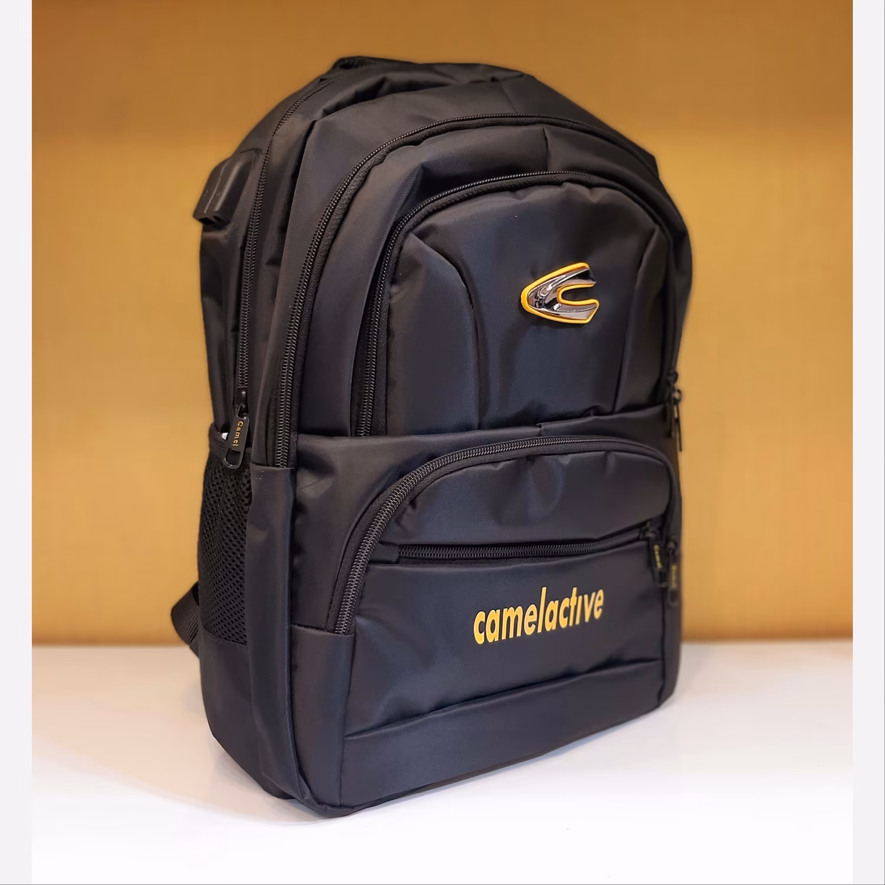 کوله پشتی مدل Camelactive مشکی اسپرت